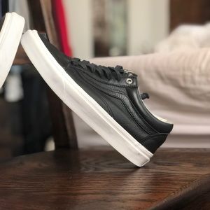 Leather Old Skool Vans